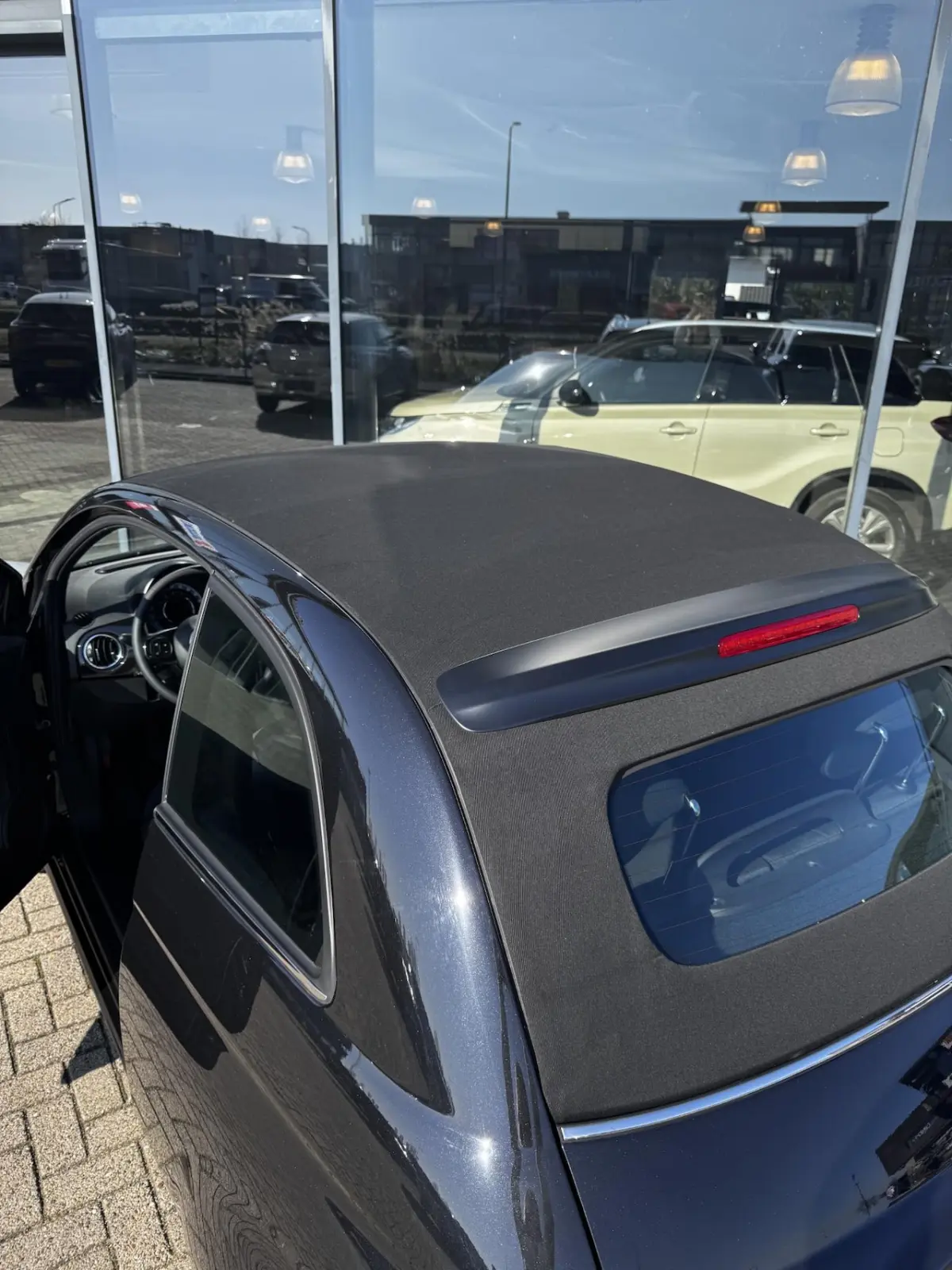 1.0 Hybrid Dolcevita Finale | Cabrio | Parkeersensoren |