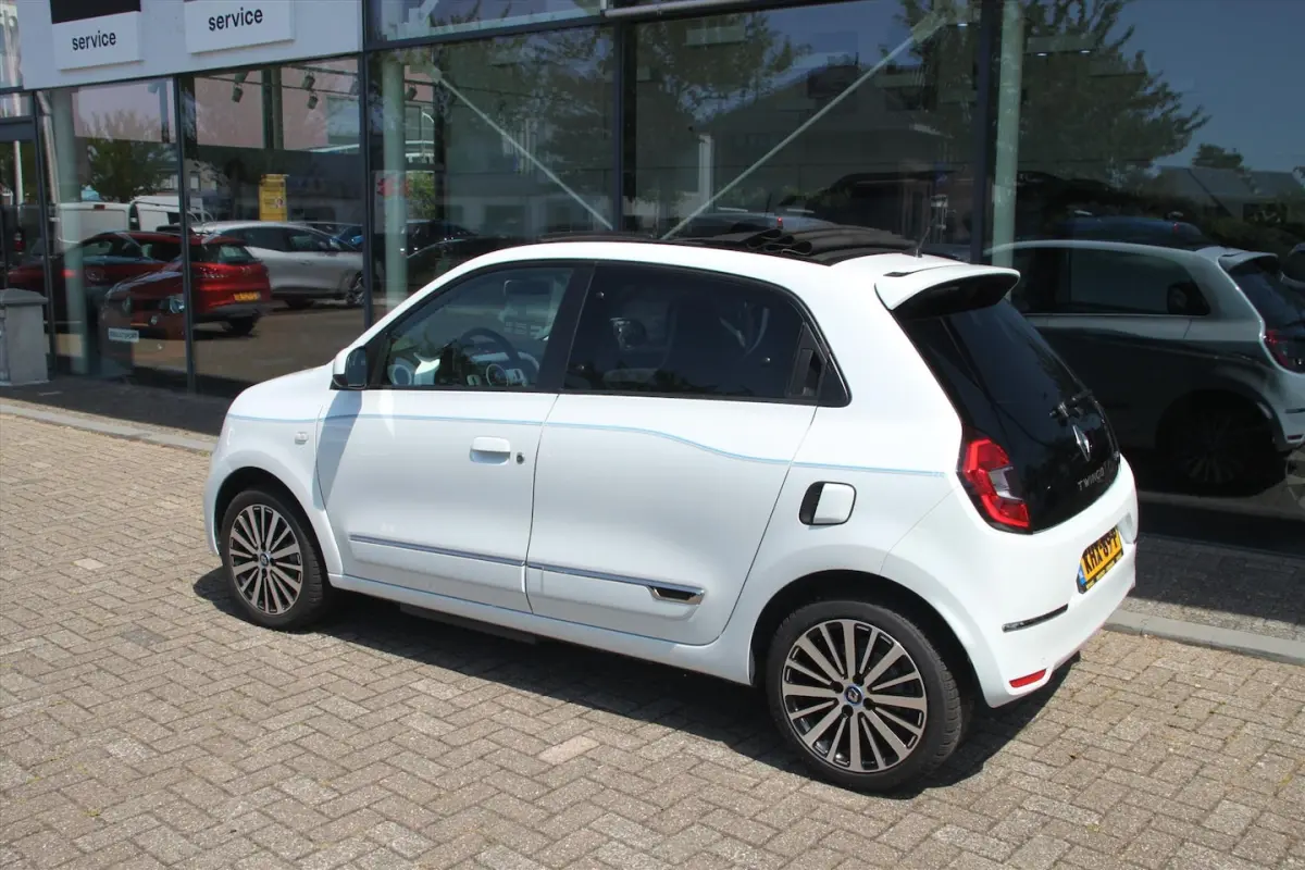 82PK-INTENS-CABRIO-35DKM-CARPLAY-CAMERA-LMV-100% ELEKTR.-