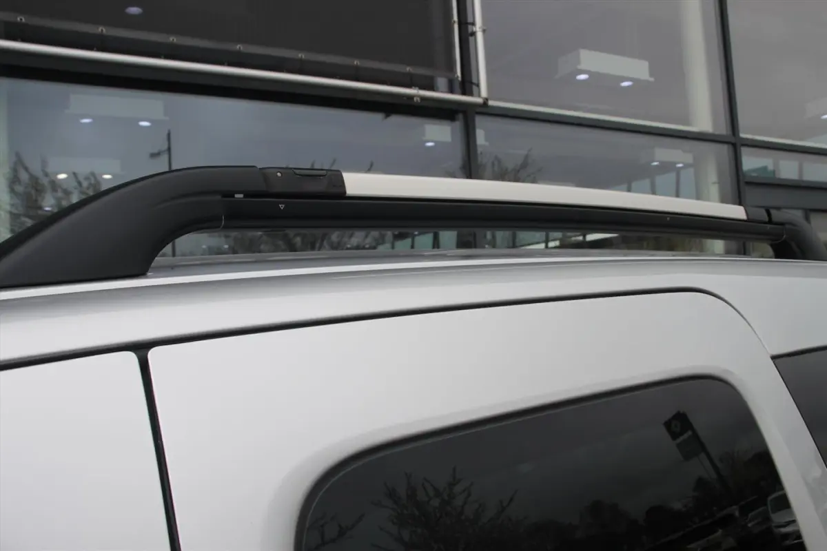 115PK-LIMITED-AUTOM-104DKM-NAVI-CLIMA-CRUISE-