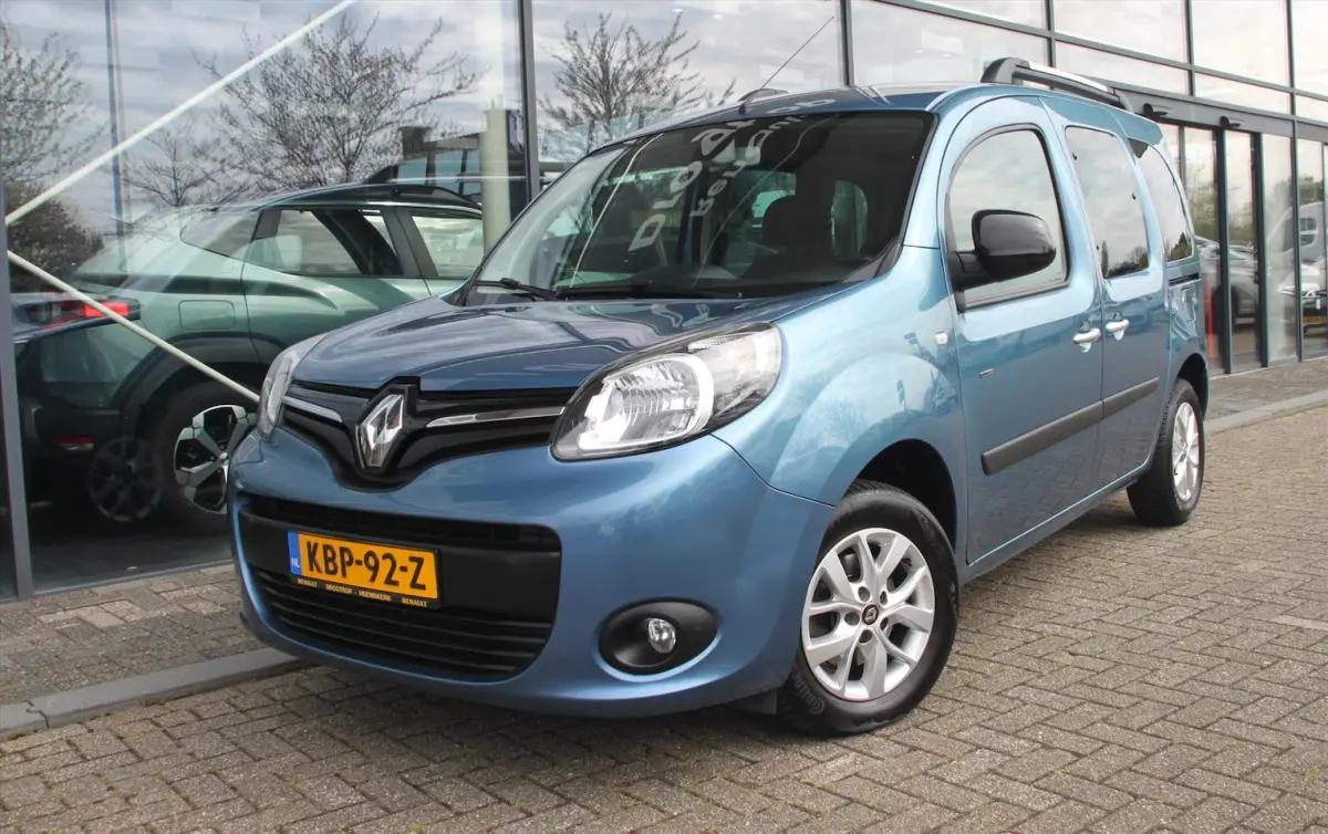 115PK-LIMITED-AUTOM-42DKM-NAVI-CLIMA-CRUISE-