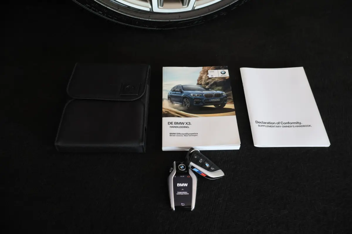 M40i xDrive LAUNCH EDITION High Executive ORIGINEEL NL | SCHUIFDAK | HARMAN KARDON | 360 C