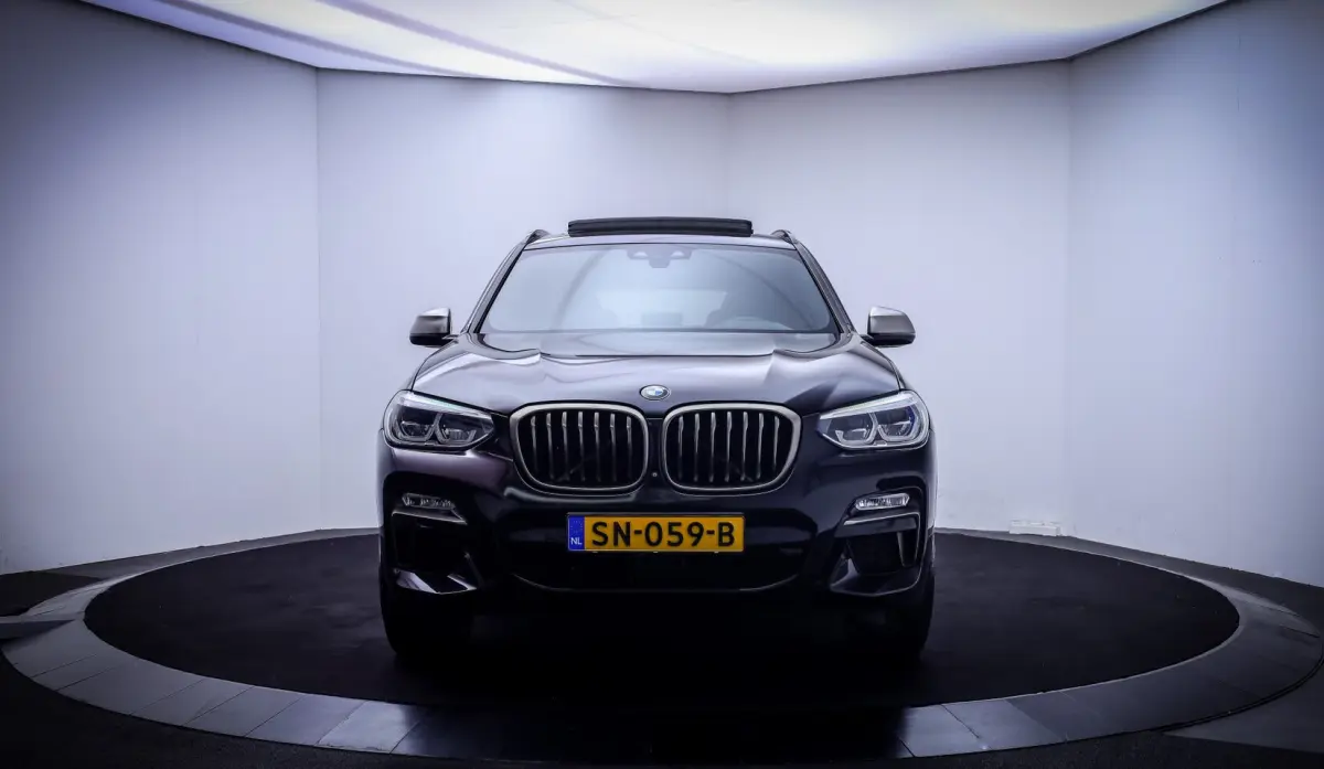 M40i xDrive LAUNCH EDITION High Executive ORIGINEEL NL | SCHUIFDAK | HARMAN KARDON | 360 C