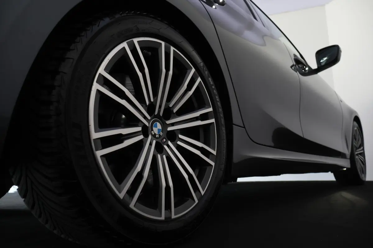 330iA M-SPORT High Executive FULL LED | HIFI | CARPLAY | ACC | NAVI | STOELVERW | ELEK KLE