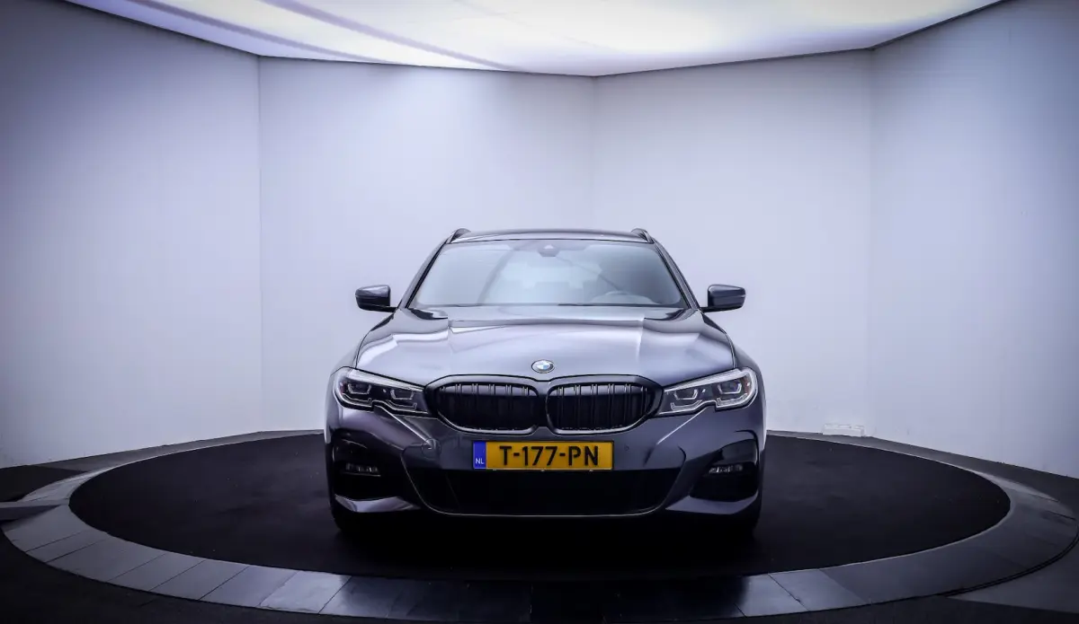 330iA M-SPORT High Executive FULL LED | HIFI | CARPLAY | ACC | NAVI | STOELVERW | ELEK KLE