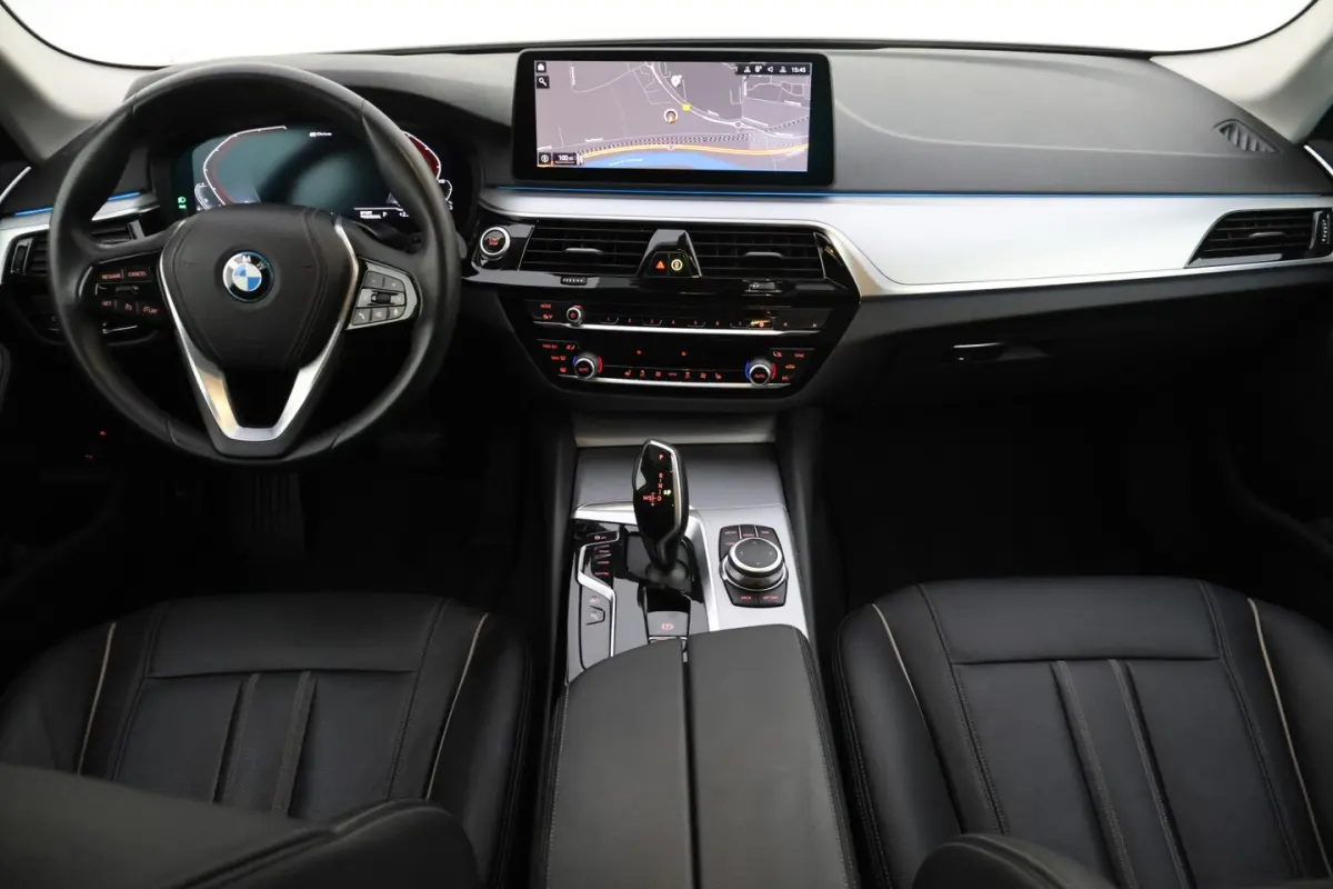 520e 204Pk BUSINESS Edition Plus SOH 97% | FULL LED | LEDER | CAMERA | STOELVERW | ELEK TR