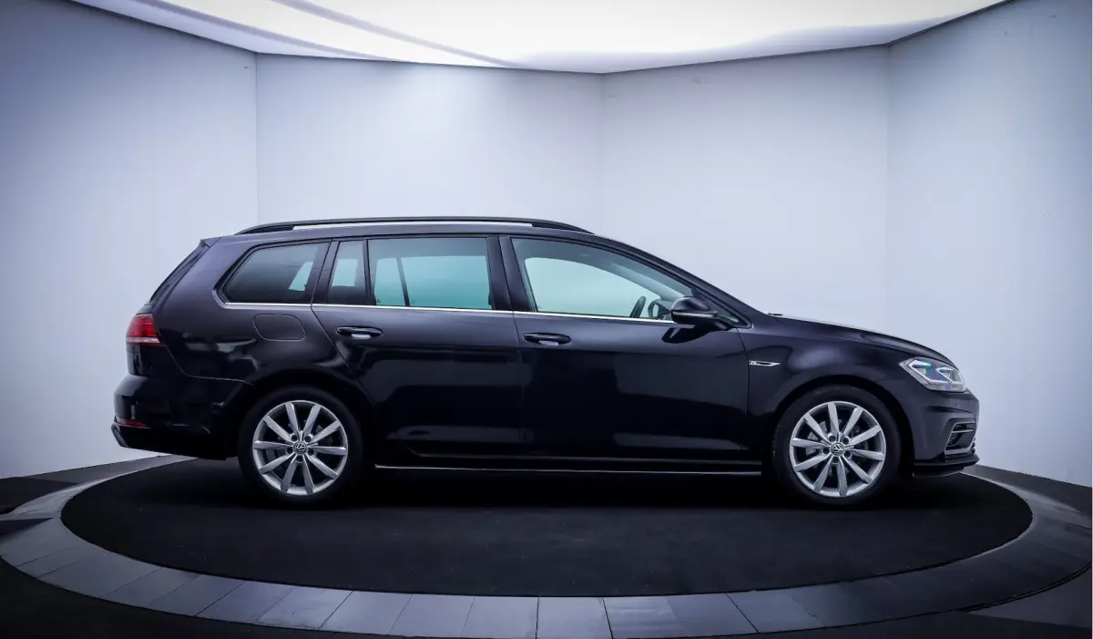 1.5 TSI DSG R-LINE ERGOCOMF. + MASSAGE | FULL.LED | ELEK.TREKHAAK | CAMERA | ADAPTIEF CC |