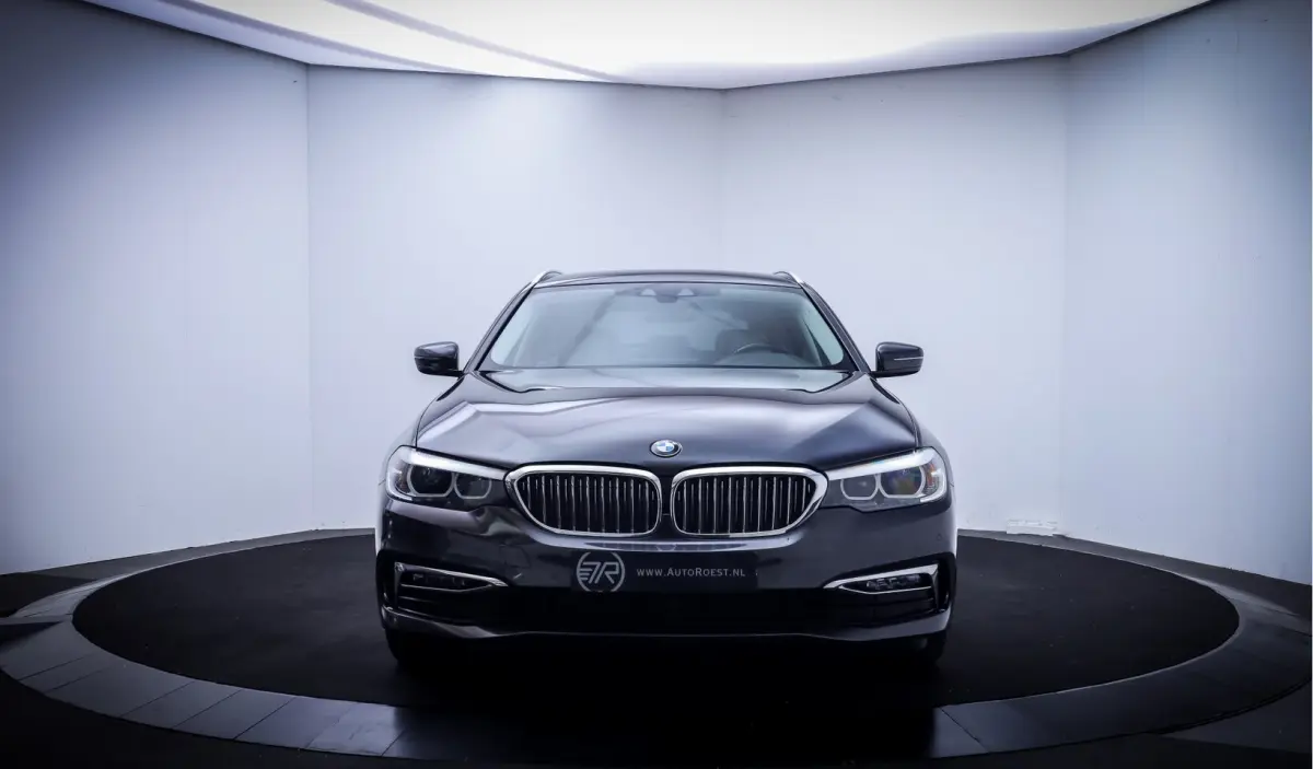 520iA LUXURY Line FULL LED | VOL.LEDER | CAMERA | MEM. STOEL | KEYLESS | DISPLAY KEY | CRU