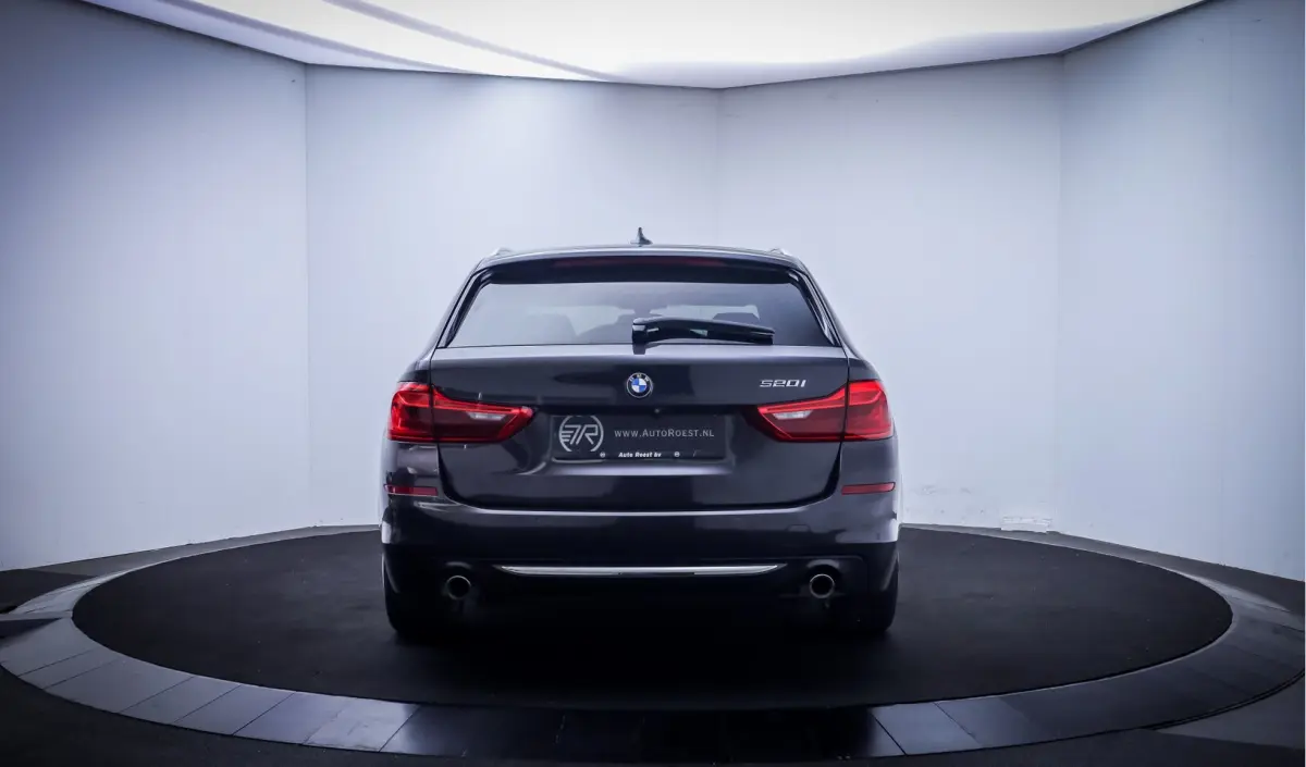 520iA LUXURY Line FULL LED | VOL.LEDER | CAMERA | MEM. STOEL | KEYLESS | DISPLAY KEY | CRU