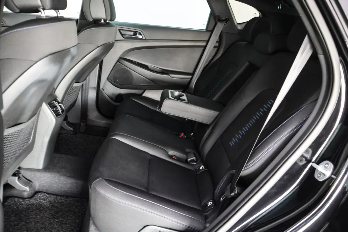 1.6T 177Pk Aut. PASSION Comfort CAMERA | CARPLAY | STUUR+STOELVERW | BLINDSPOT | CLIMA | C