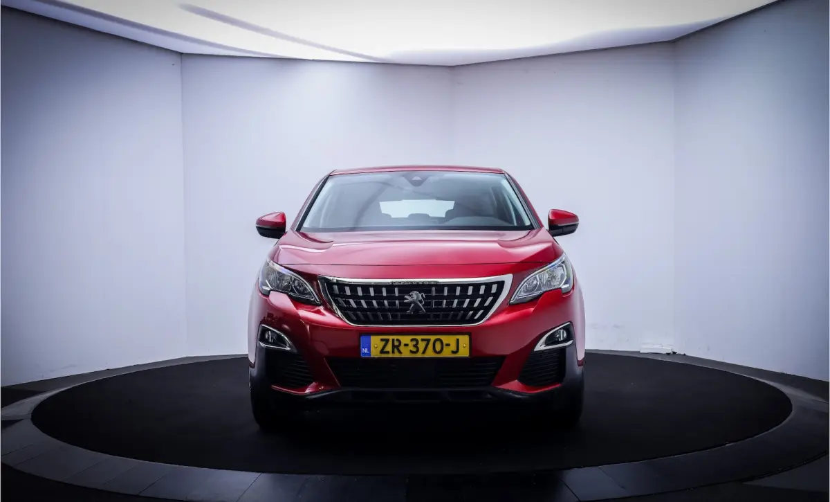 1.2T Aut. ALLURE CAMERA | CARPLAY | NAVI | CLIMA | CRUISE | LMV 18''