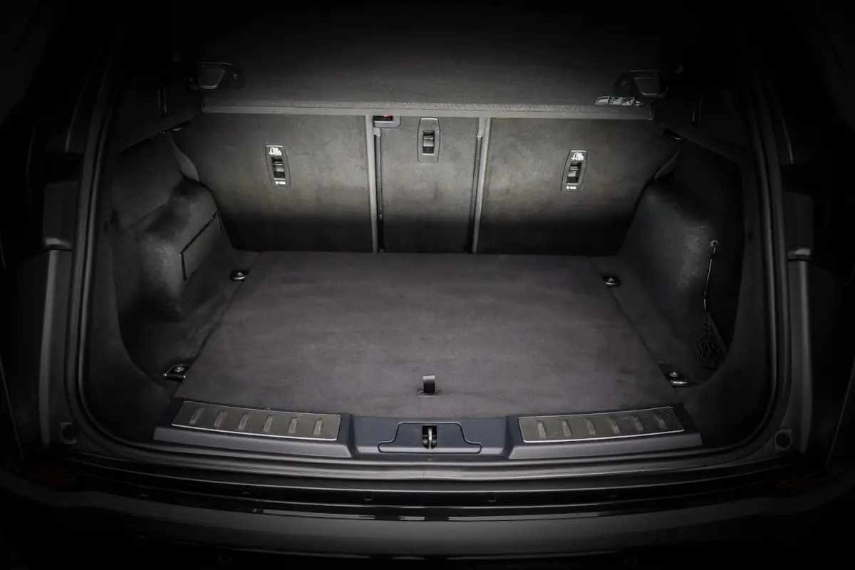 2.0 P300 AWD R-Dynamic SE 300PK CAMERA | LANE.ASS | STOEL+STUUR VW | CARPLAY | MEM.STOELEN
