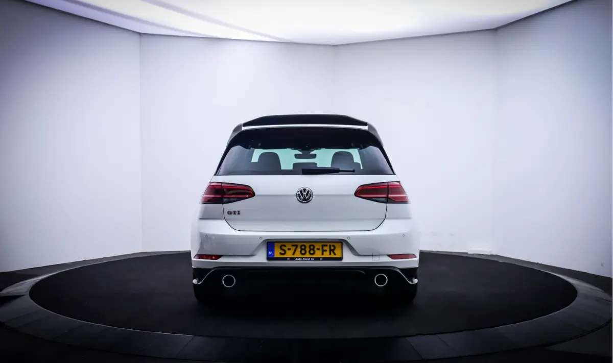 2.0 GTI 7.5 TCR Dsg 290PK ORIGINEEL | DIGIDASH | FULL LED | CARPLAY | STOELVERW. | ACC | L