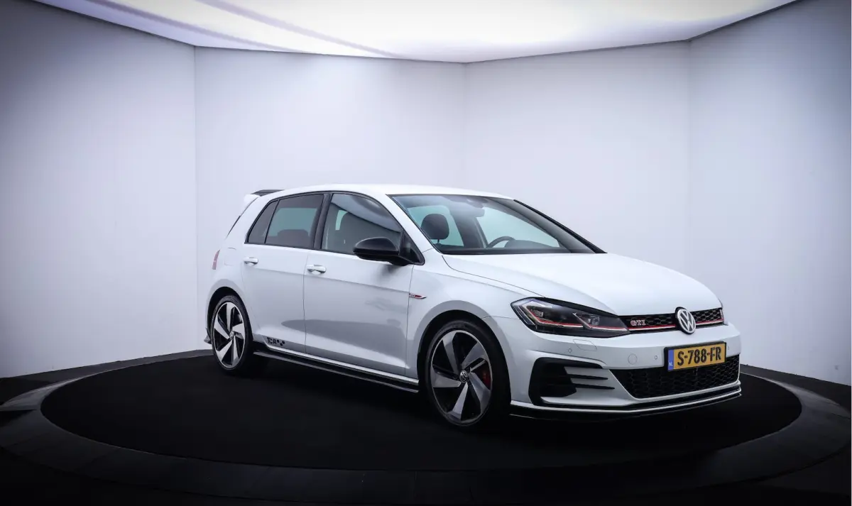 2.0 GTI 7.5 TCR Dsg 290PK ORIGINEEL | DIGIDASH | FULL LED | CARPLAY | STOELVERW. | ACC | L