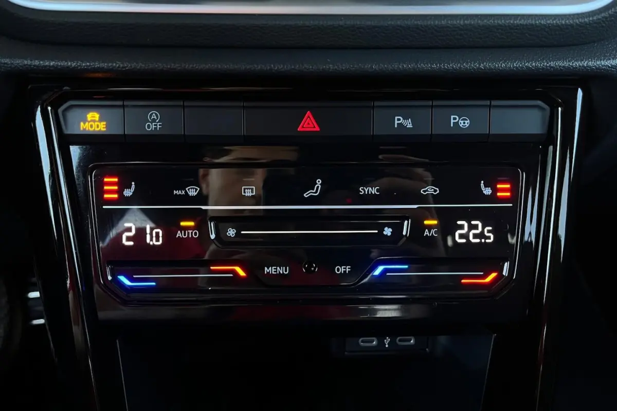 1.5 TSI R-Line Edition | TREKHAAK | CAMERA | STOELVERW |