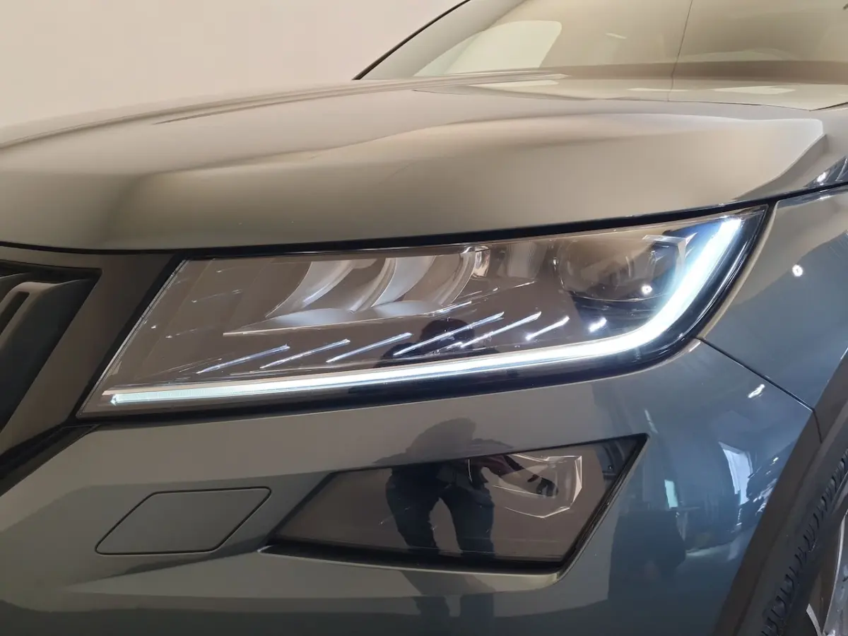 1.5 TSI 150pk DSG/AUT Sportline 7p. Wegklapbare trekhaak, Panoramadak, Camera