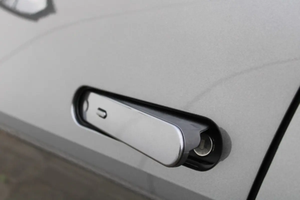 2.0 PHEV 220 Dynamic Plug-In Hybride