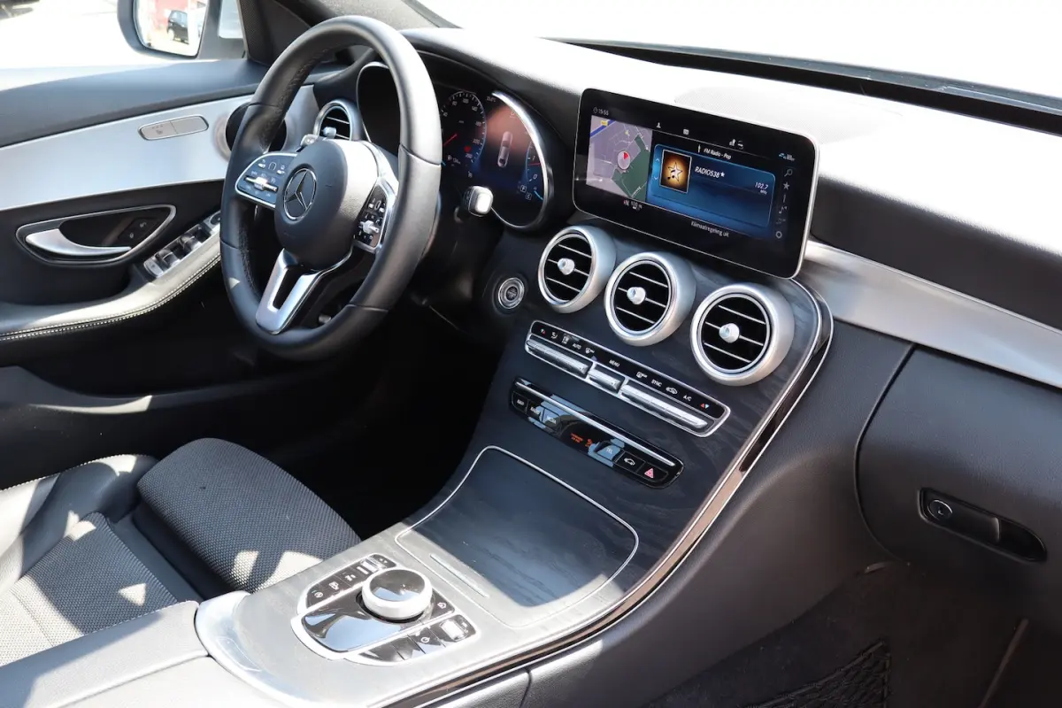 180 FACE LIFT/Orig. NL/Dealeronderhouden/Virtueel cockpit/Apple carplay/Trekhaak/Stoelverw