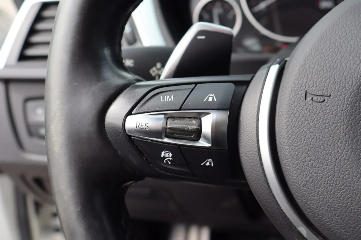 340i xDrive Centennial High Executive M Sport Panoramadak/Achteruitrijcamera/Head-up displ