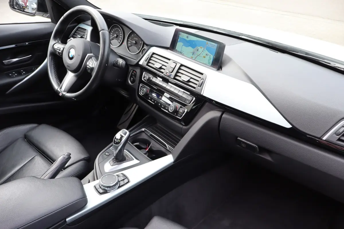 340i xDrive Centennial High Executive M Sport Panoramadak/Achteruitrijcamera/Head-up displ