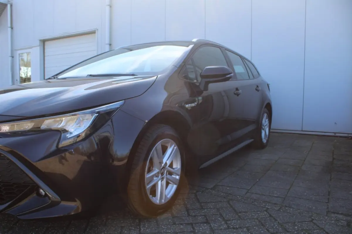 1.8 Hybrid Active