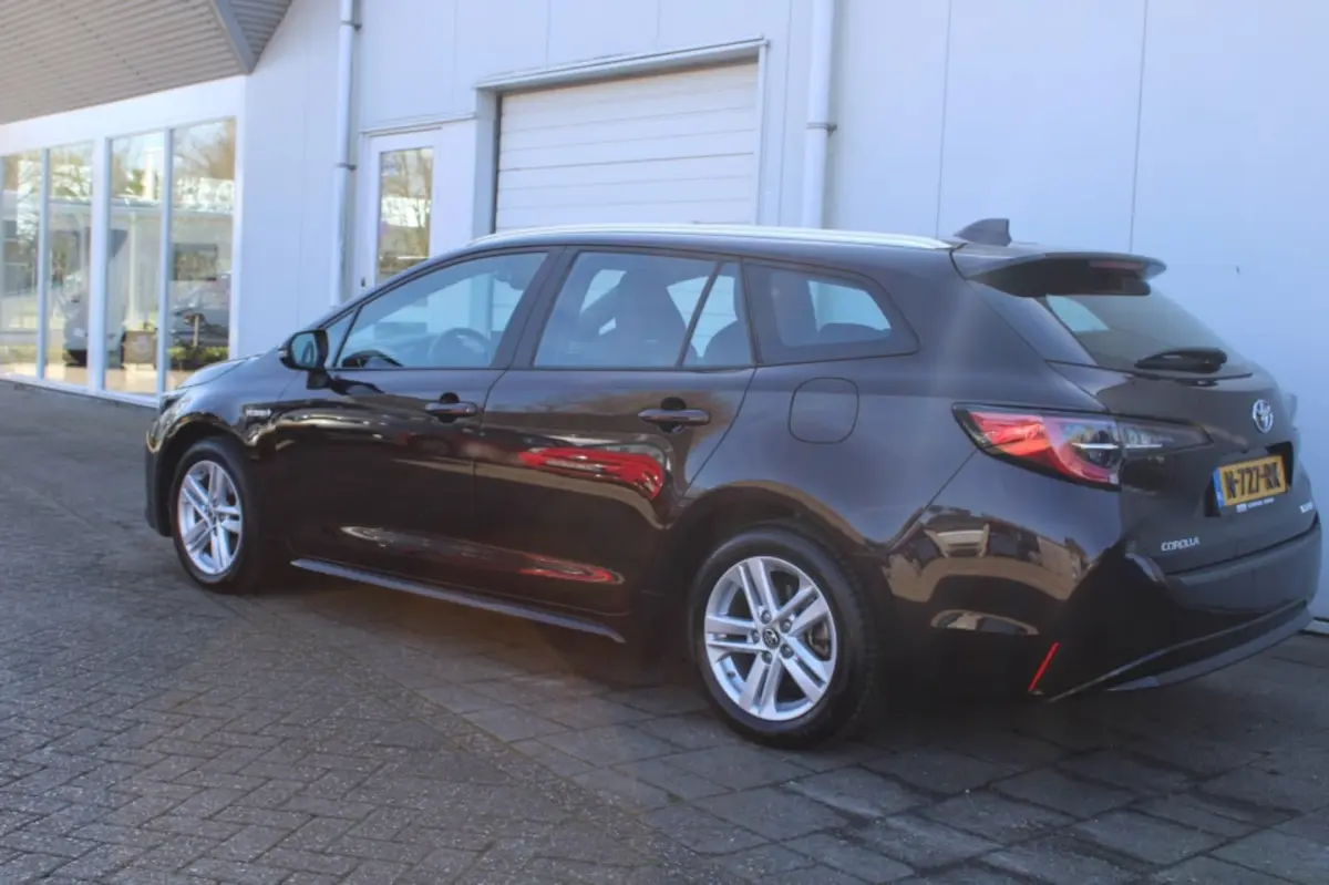 1.8 Hybrid Active