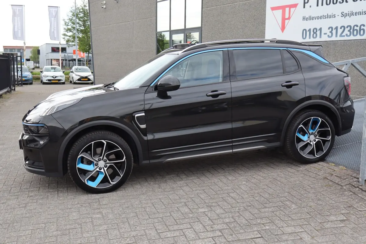 1.5 Panoramadak/360Â° Camera/Keyless/Lane assist/Adaptive cruise control/Apple carplay/Clim