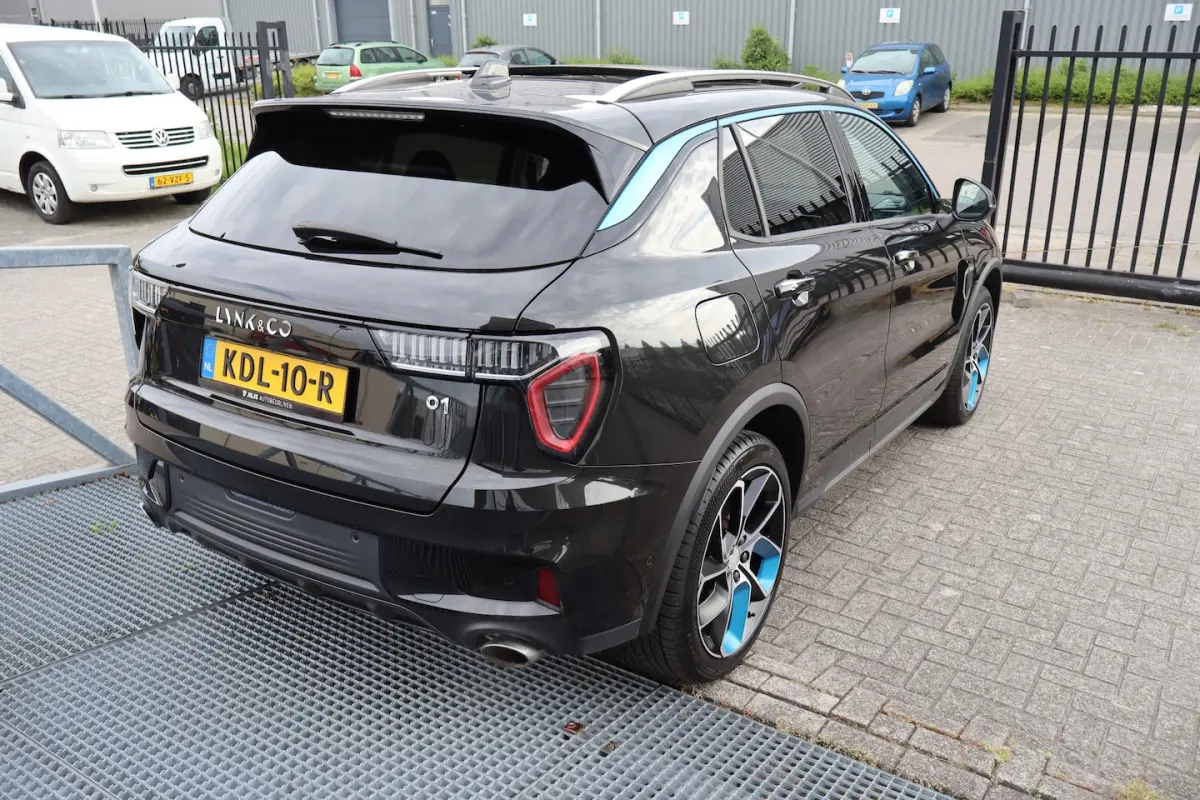 1.5 Panoramadak/360Â° Camera/Keyless/Lane assist/Adaptive cruise control/Apple carplay/Clim