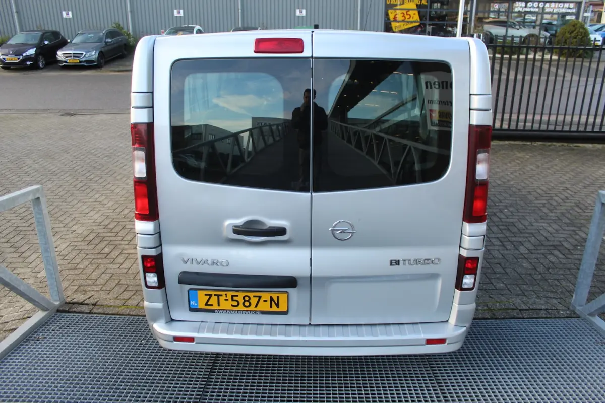 1.6 CDTI L2H1 9 Persoons/Navigatie/Airco/Cruise control/BTW auto/Side bars
