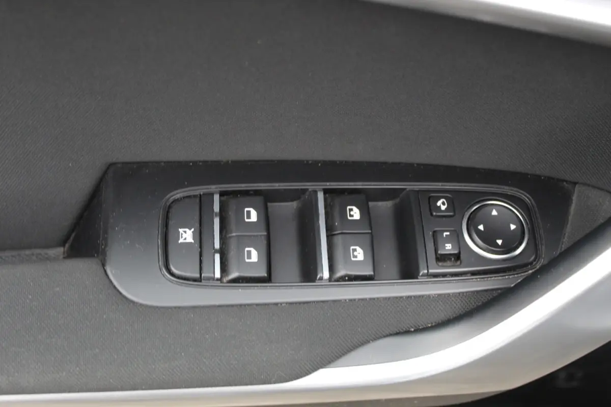 Ceed 1.0 T-GDi MHEV DynamicLine AUTOMAAT Navigatie/Apple carplay/Achteruitrijcamera/Cruise