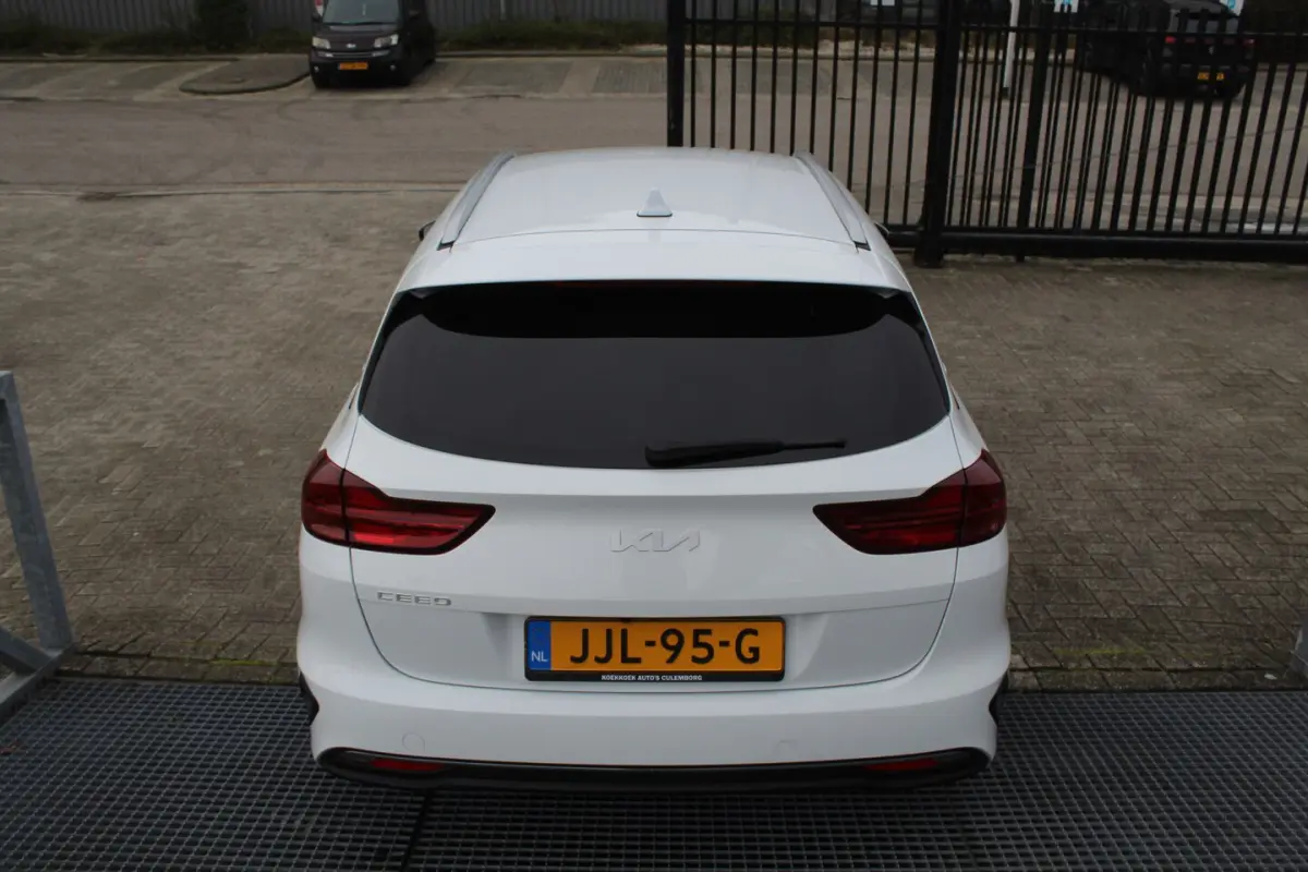Ceed 1.0 T-GDi DynamicPlusLine Stoelverwarming/Stuurverwarming/Achteruitrijcamera/Apple ca