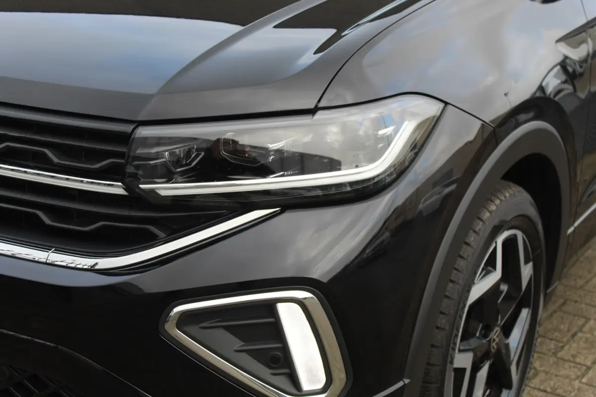 1.5 TSI R-Line DSG/IQ Light/Navigatie/Virtual cockpit/Adaptive cruise control/Achteruitrij