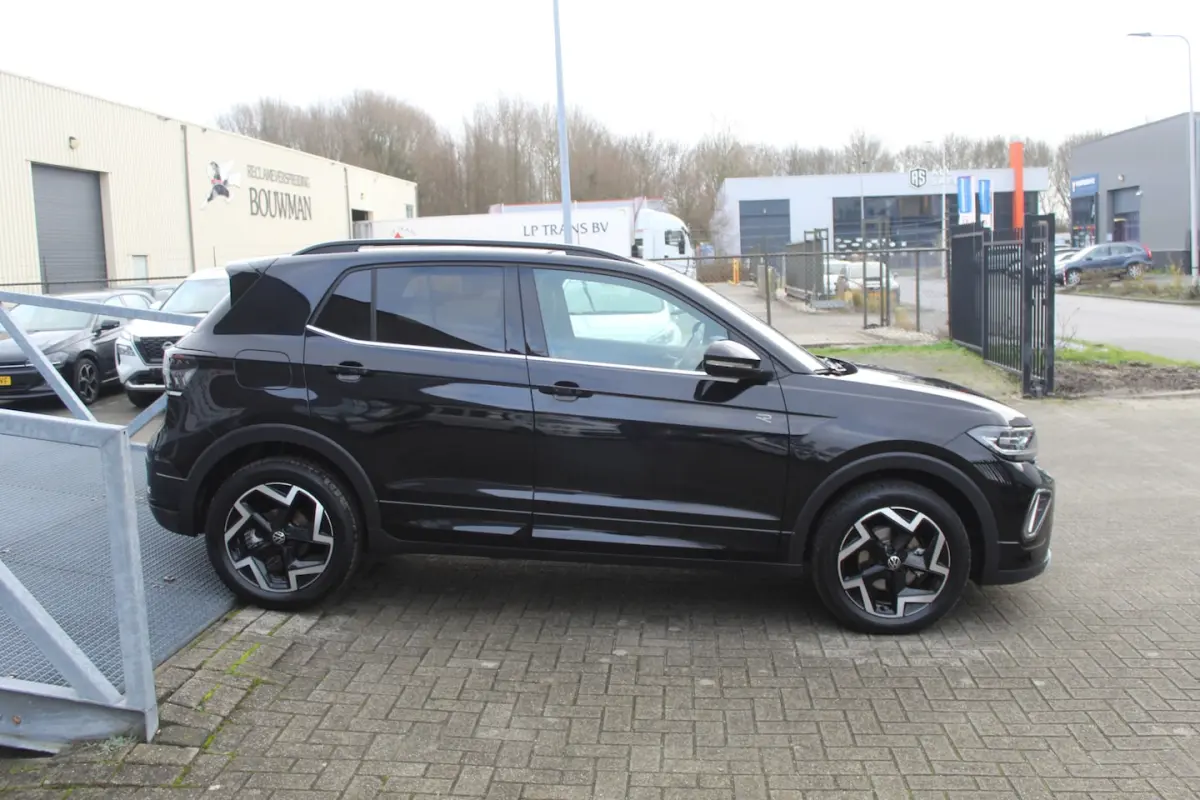 1.5 TSI R-Line DSG/IQ Light/Navigatie/Virtual cockpit/Adaptive cruise control/Achteruitrij