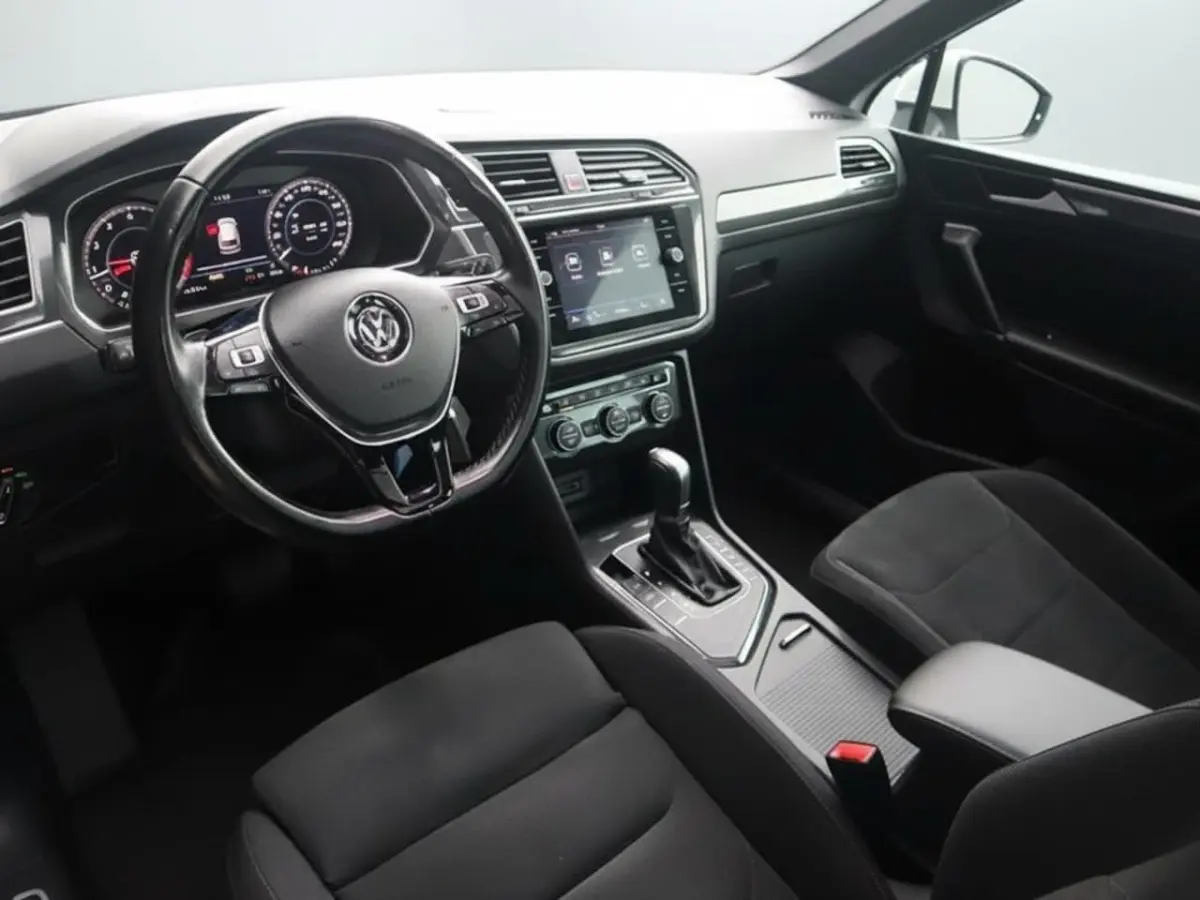 1.4 TSI ACT Highline R-line| Adapt. Cruise | Clima | Multimedia/Navi | Schuifkantel | Stoe