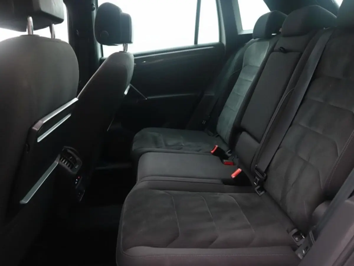 1.4 TSI ACT Highline R-line| Adapt. Cruise | Clima | Multimedia/Navi | Schuifkantel | Stoe