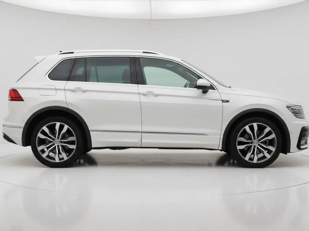 1.4 TSI ACT Highline R-line| Adapt. Cruise | Clima | Multimedia/Navi | Schuifkantel | Stoe