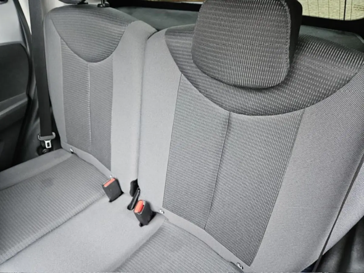 1.0 VVT-i x-joy cabrio Apple Carplay/Android Auto