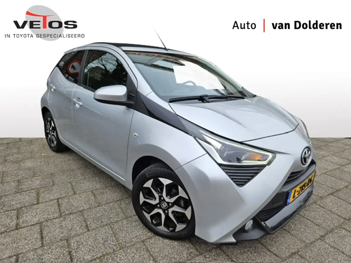 1.0 VVT-i x-joy cabrio Apple Carplay/Android Auto
