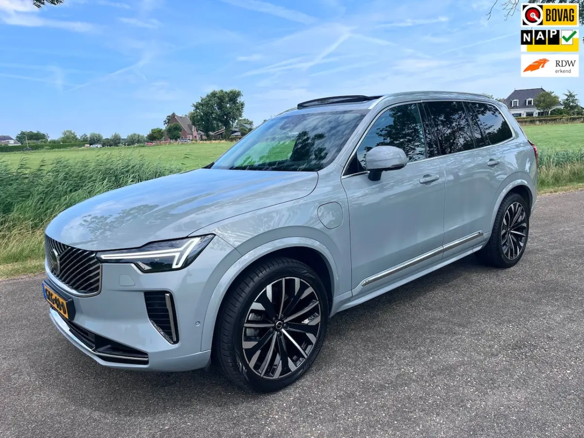 2.0 T8 Plug-in hybrid AWD Ultra Bright, Pano, 360 cam, trekhaak