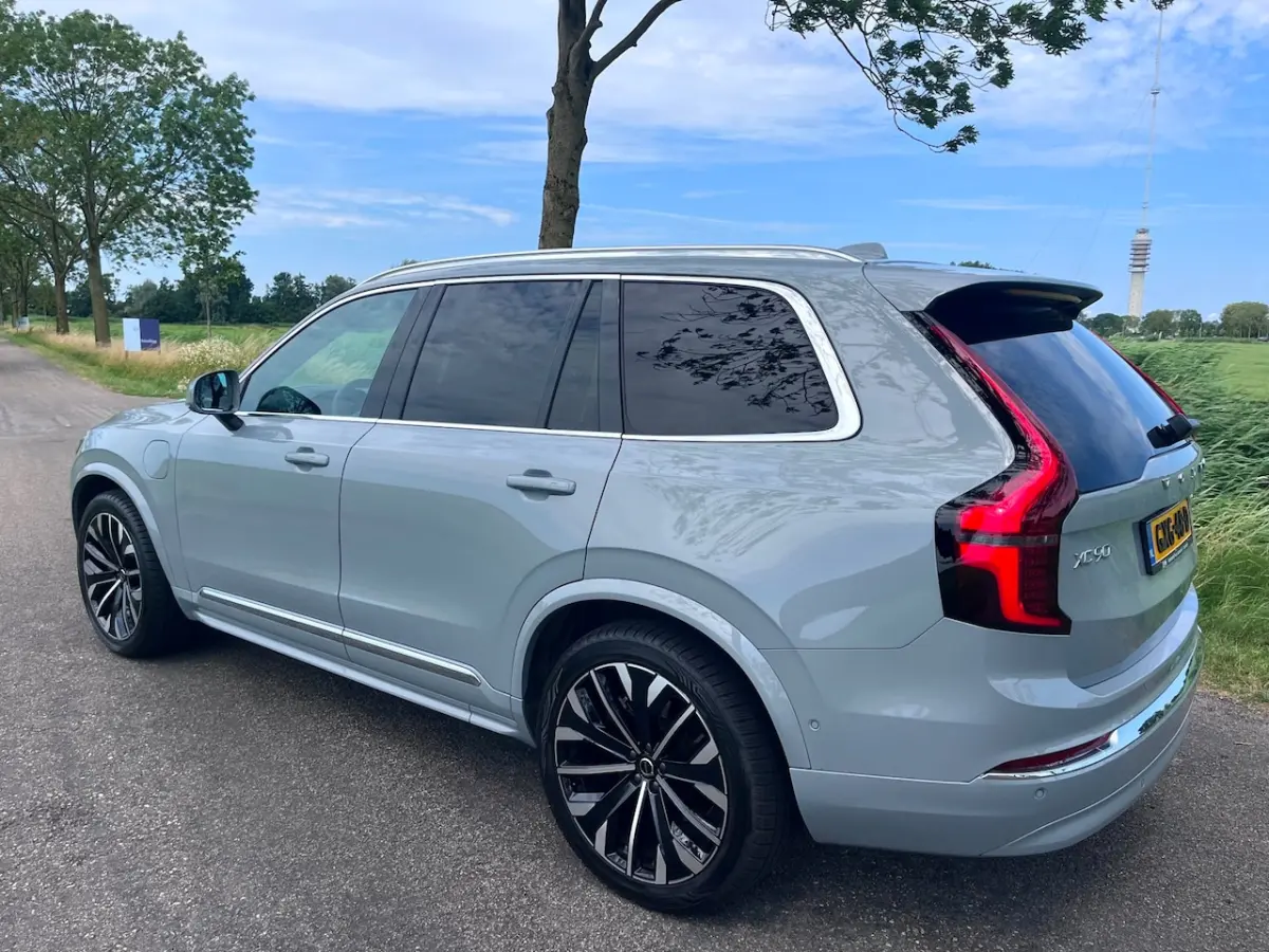 2.0 T8 Plug-in hybrid AWD Ultra Bright, Pano, 360 cam, trekhaak