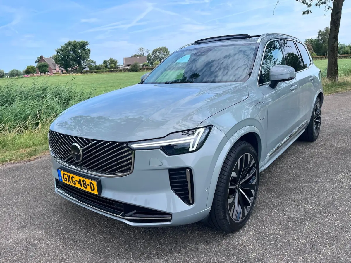 2.0 T8 Plug-in hybrid AWD Ultra Bright, Pano, 360 cam, trekhaak