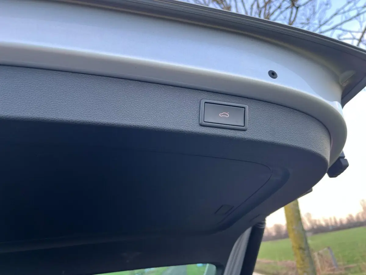 1.5 TSI Sportline Business, 1e eig, facelift, trekhaak