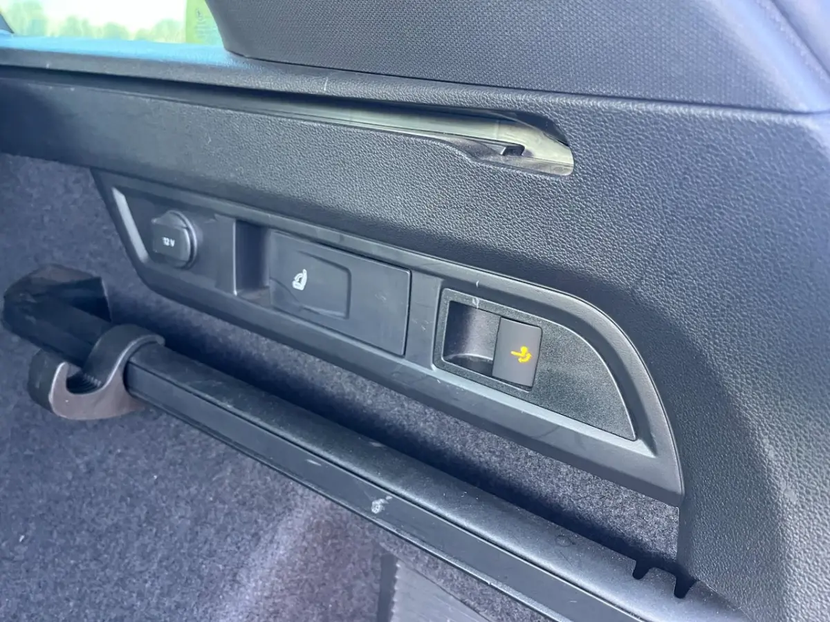 1.5 TSI Sportline Business, 1e eig, facelift, trekhaak