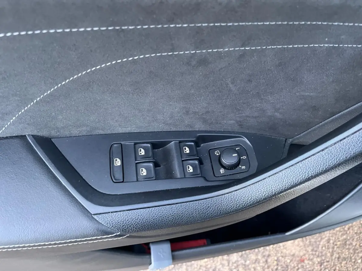 1.5 TSI Sportline Business, 1e eig, facelift, trekhaak