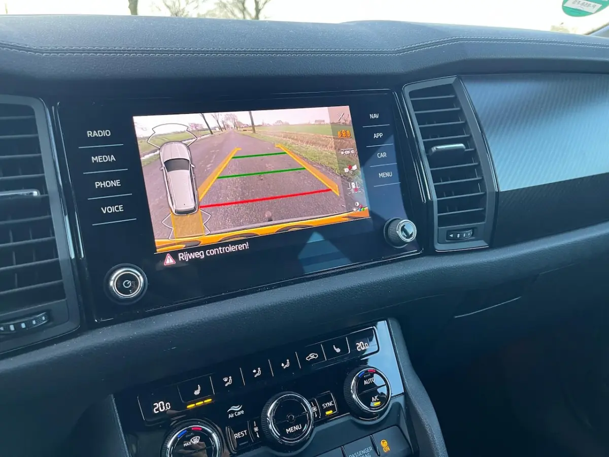 1.5 TSI Sportline Business, 1e eig, facelift, trekhaak