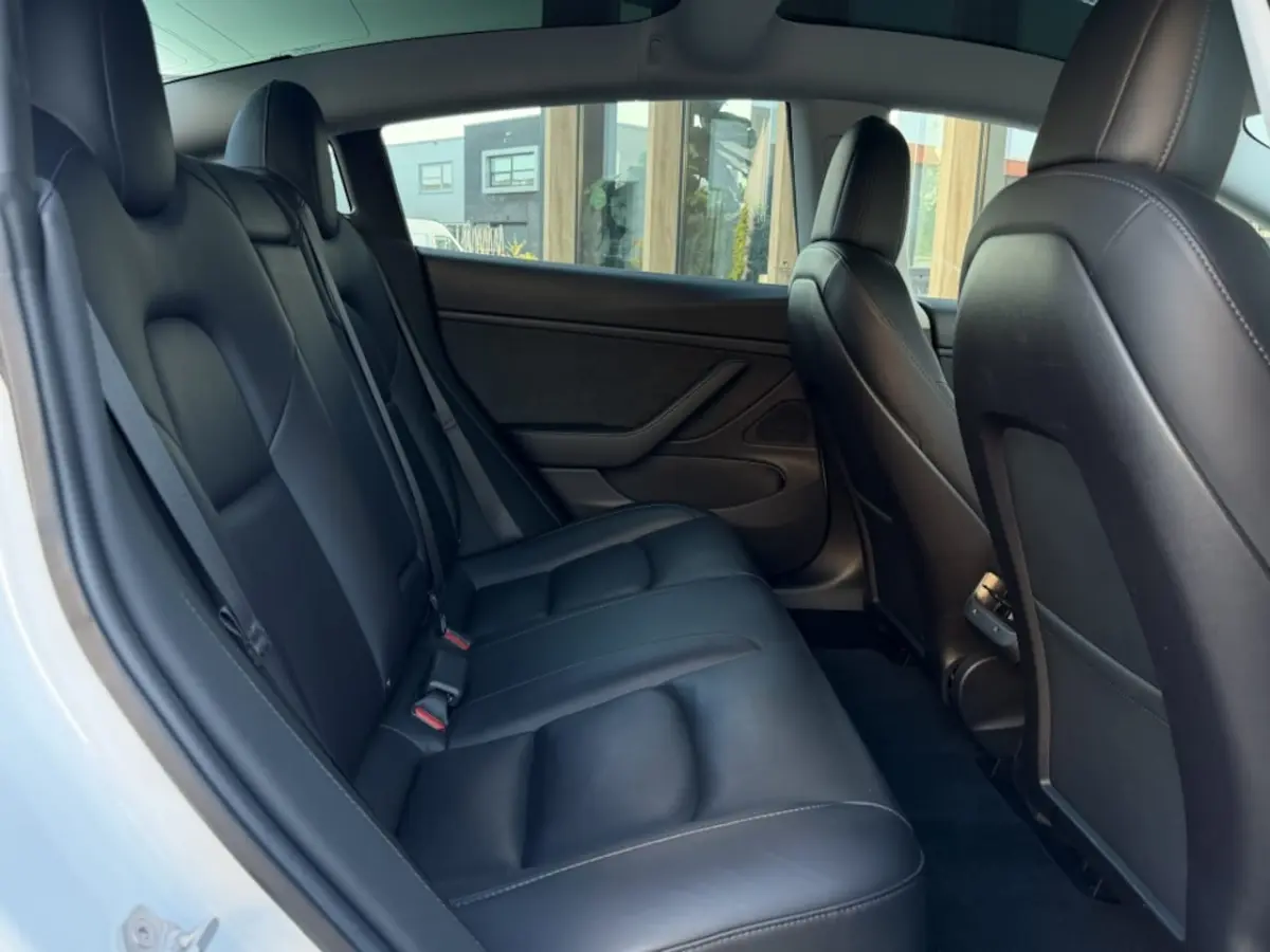 PERFORMANCE 462 PK AWD 75 KWH | ORIG. NL | 20 INCH | Autopilot