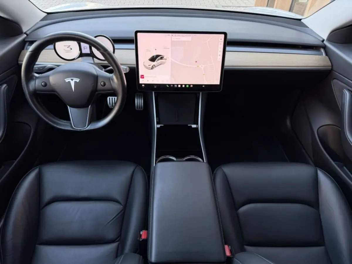 PERFORMANCE 462 PK AWD 75 KWH | ORIG. NL | 20 INCH | Autopilot