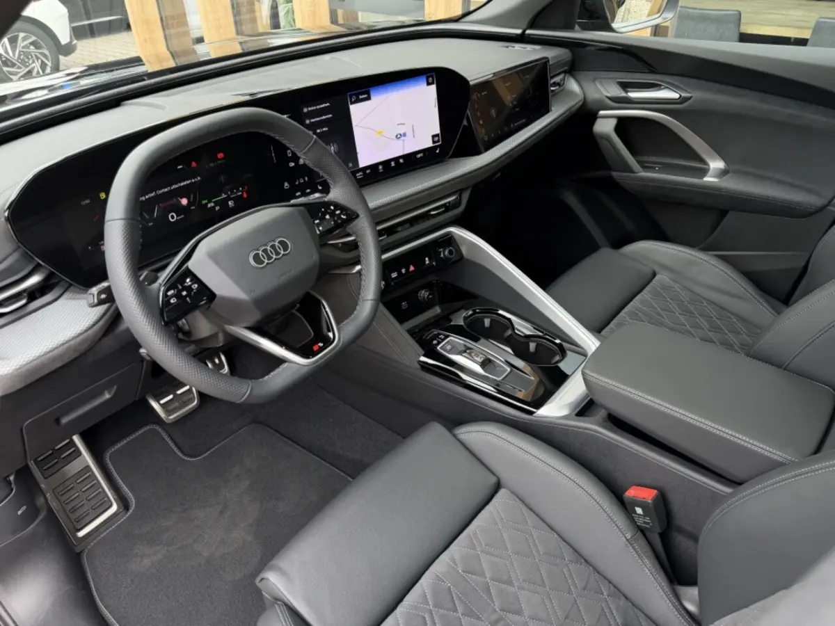 2.0 TFSI e-hybrid quattro S edition Competition, 370PK | Pano |