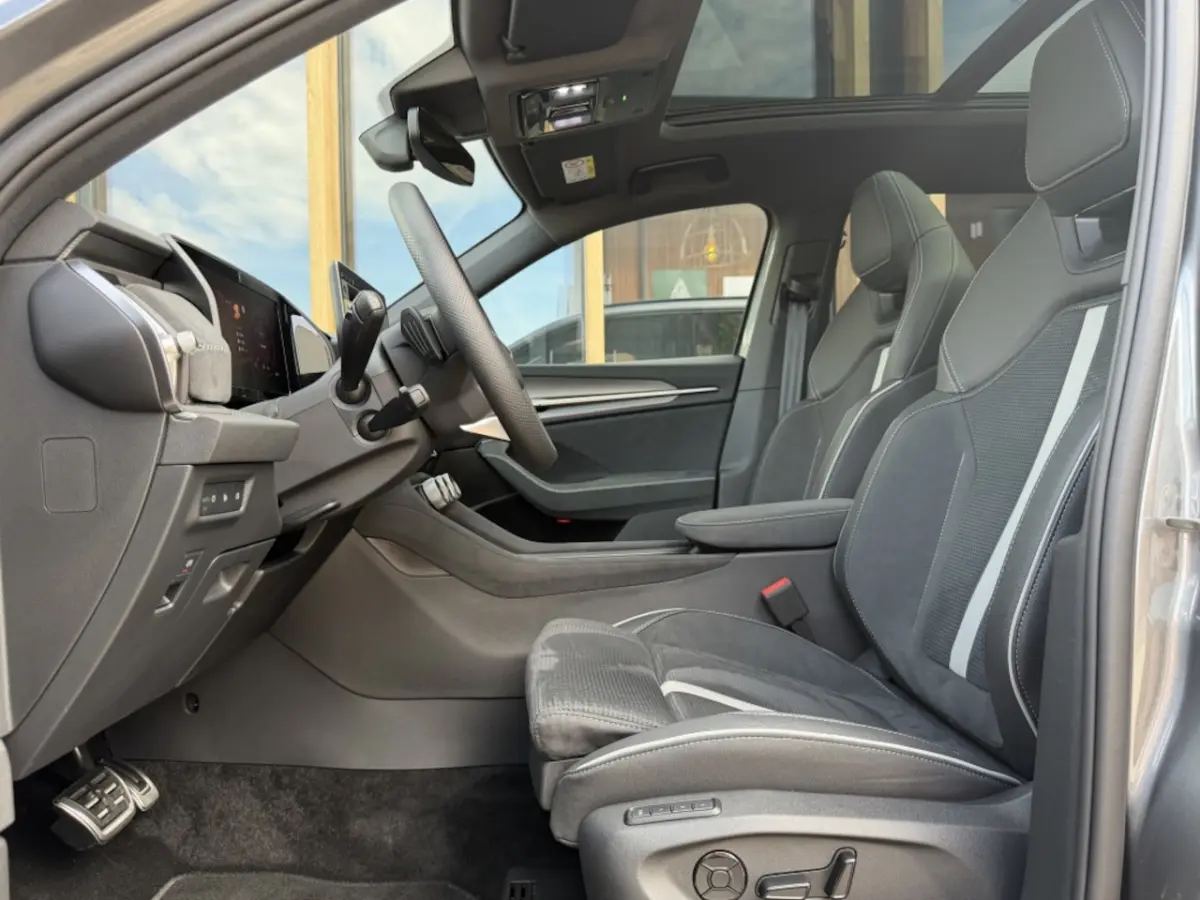 1.5 TSI MHEV Sportline Business 7p 150PK DSG Panoramadak | Trekh