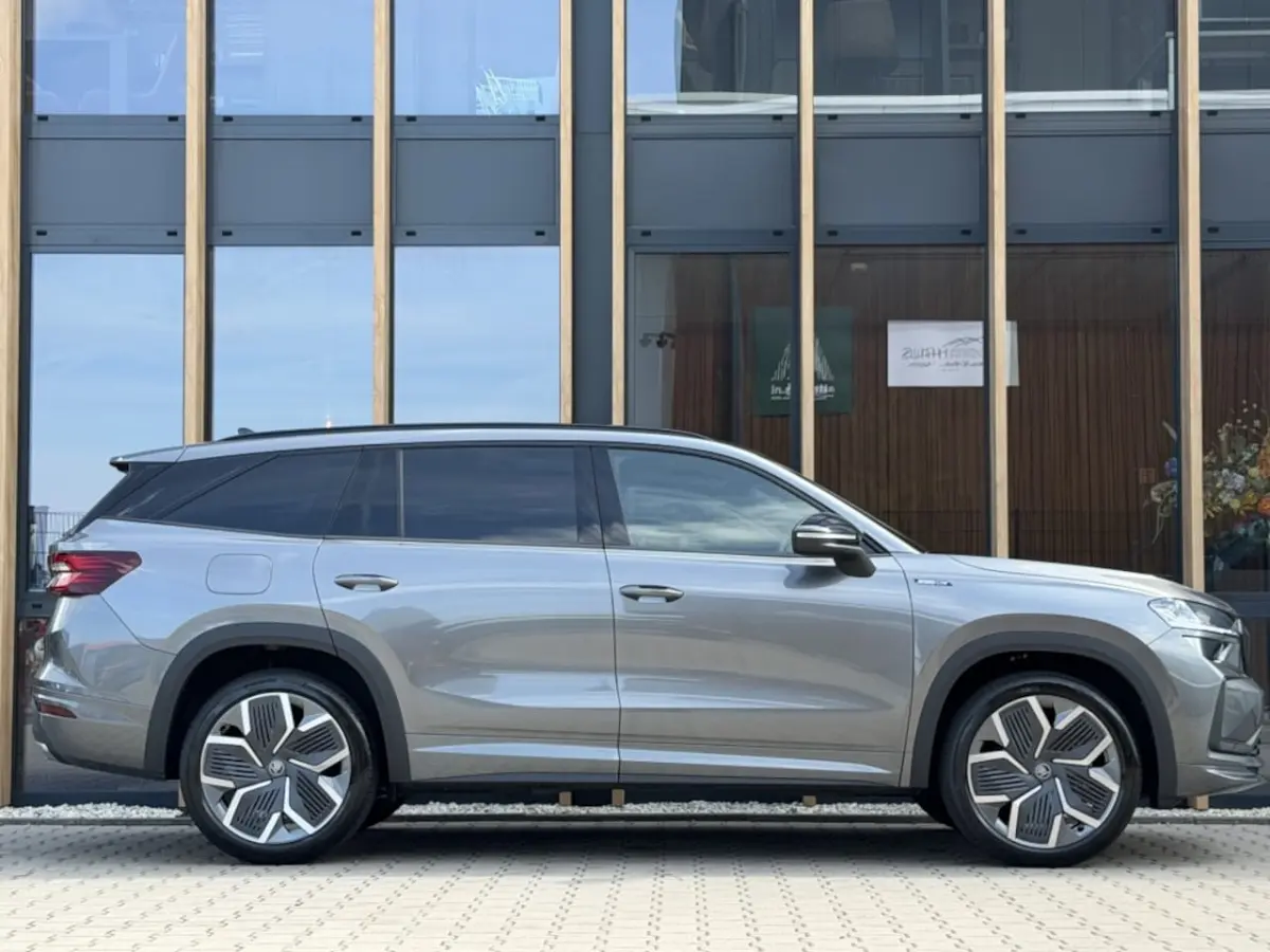 1.5 TSI MHEV Sportline Business 7p 150PK DSG Panoramadak | Trekh