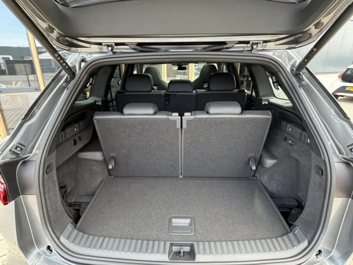 1.5 TSI MHEV Sportline Business 7p 150PK DSG Panoramadak | Trekh